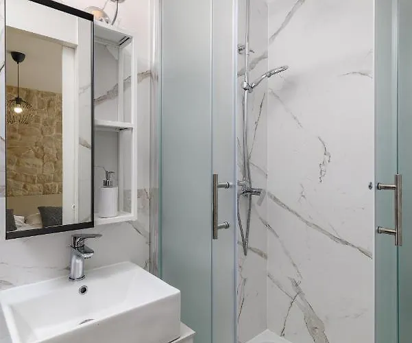 With Wifi - 21408 Πούλα