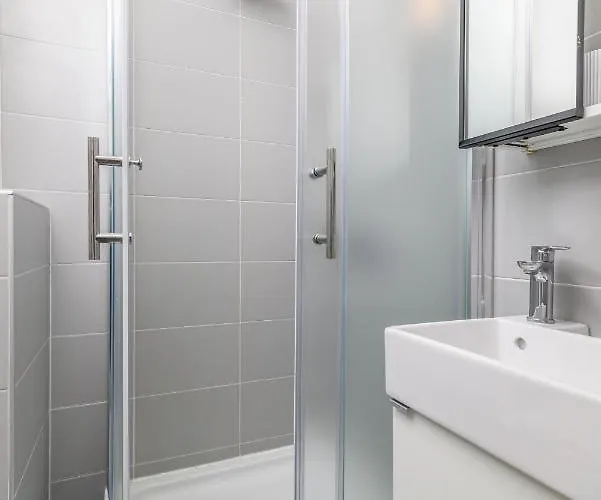 Apartment With Wifi - 21408 *